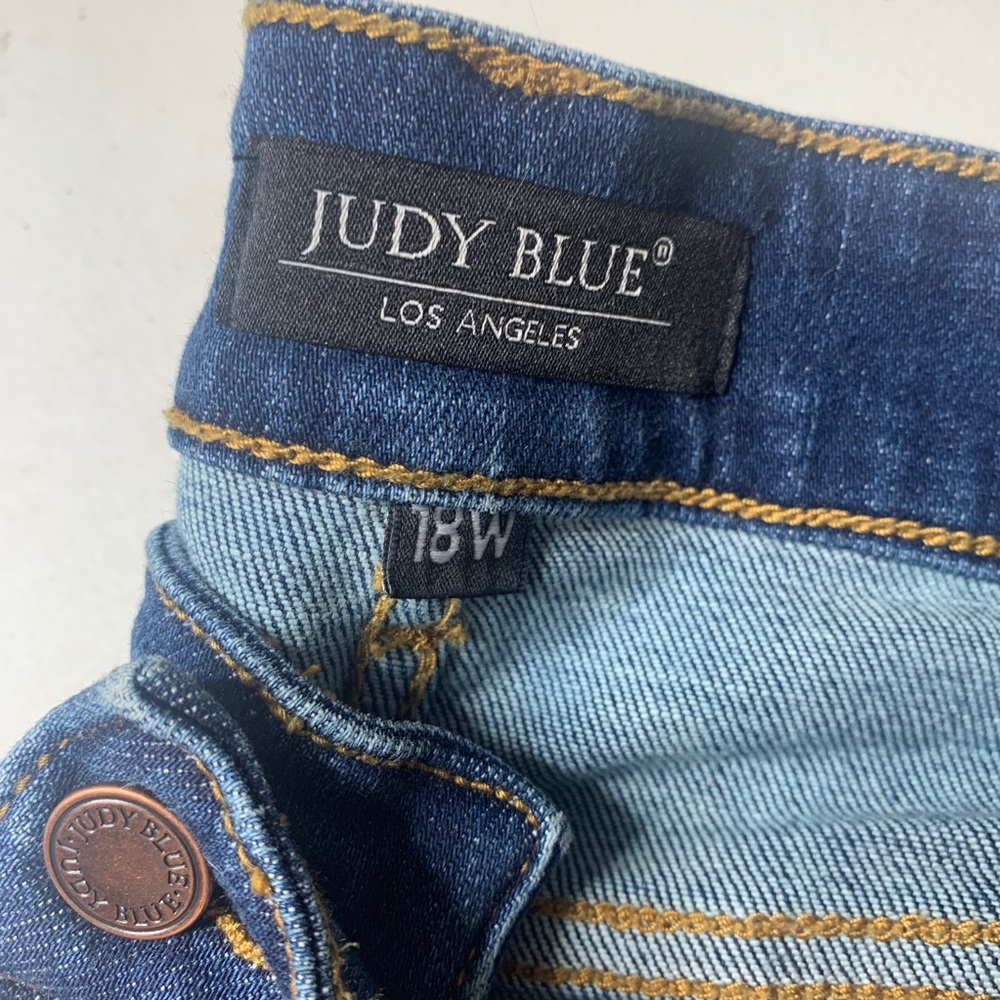 Judy Blue Skinny Fit Jeans